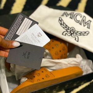 MCM rubber slides